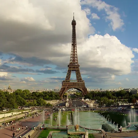 Le Cercle Tour Eiffel 3* باريس