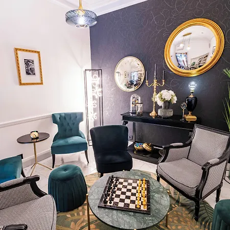 Le Cercle Tour Eiffel باريس