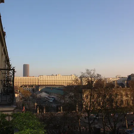 Hotel Le Cercle Tour Eiffel París