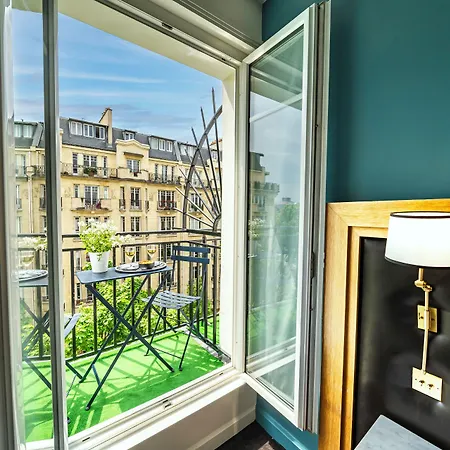 Hotel Le Cercle Tour Eiffel 3*