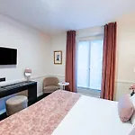 Hotel Le Cercle Tour Eiffel 3*