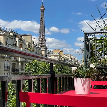 Le Cercle Tour Eiffel 3* Paris