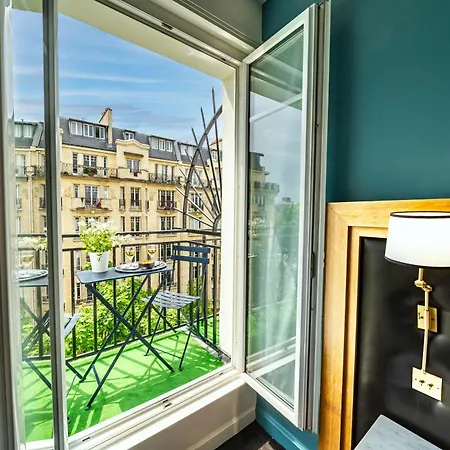 Le Cercle Tour Eiffel Szálloda