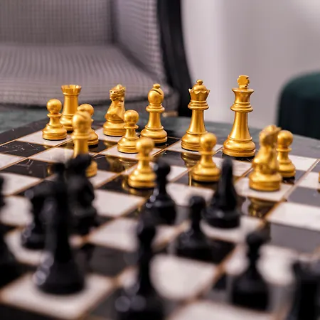 Le Cercle Tour Eiffel Париж