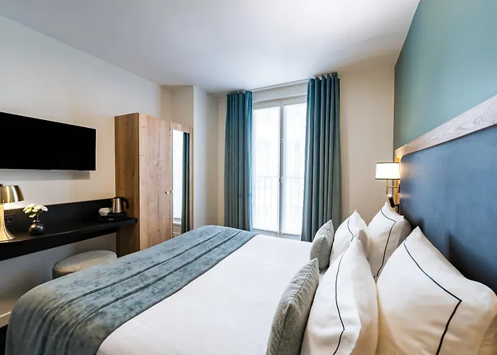 Hotel Le Cercle Tour Eiffel 3*