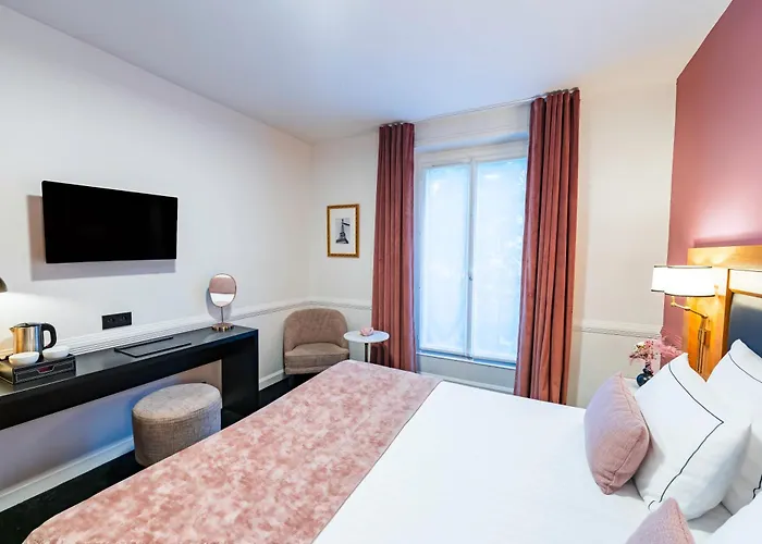 Hotel Le Cercle Tour Eiffel 3*