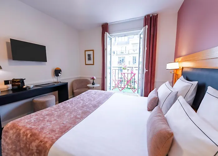 Le Cercle Tour Eiffel 3*