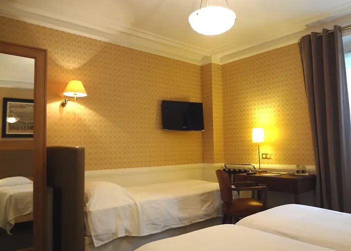 Hotel Le Cercle Tour Eiffel Parigi