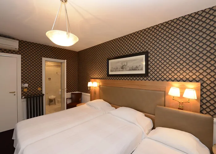 Le Cercle Tour Eiffel Hotel Parigi