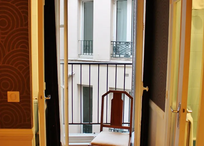 Hotel Le Cercle Tour Eiffel