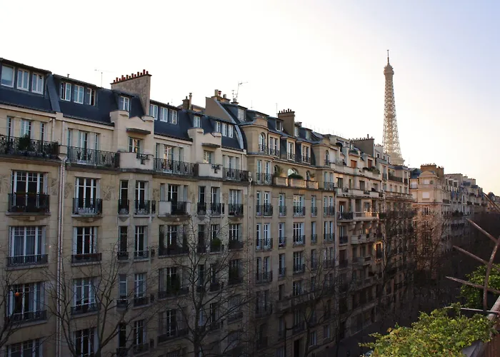 Le Cercle Tour Eiffel Parigi
