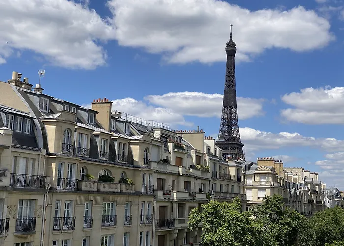 Hotel Le Cercle Tour Eiffel