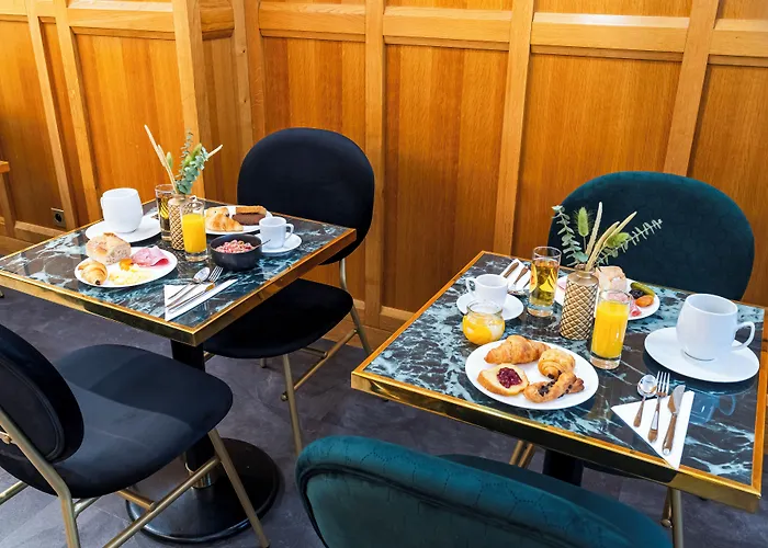 Le Cercle Tour Eiffel Parigi