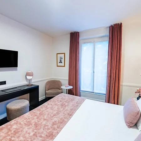 Hotel Le Cercle Tour Eiffel 3*