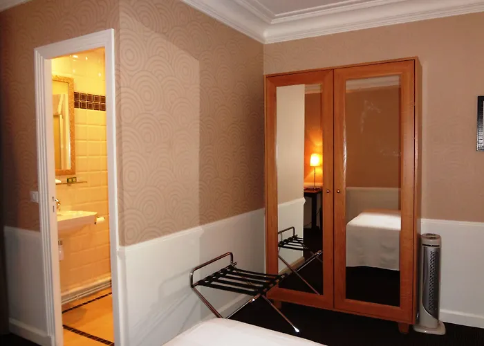 Le Cercle Tour Eiffel Paris