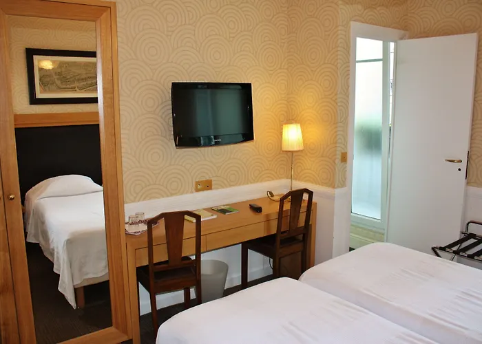 Le Cercle Tour Eiffel