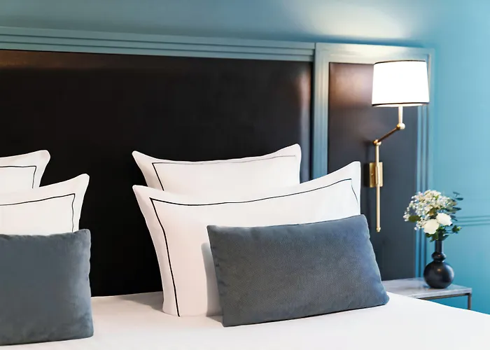 Hotel Le Cercle Tour Eiffel